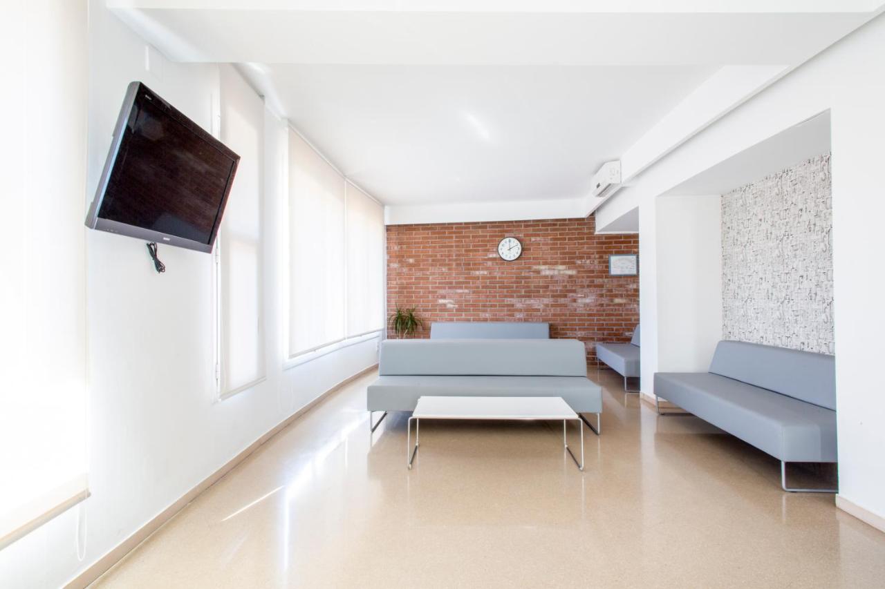 Residencia Universitaria Resa Francesc Giralt I Serra Терраса Экстерьер фото